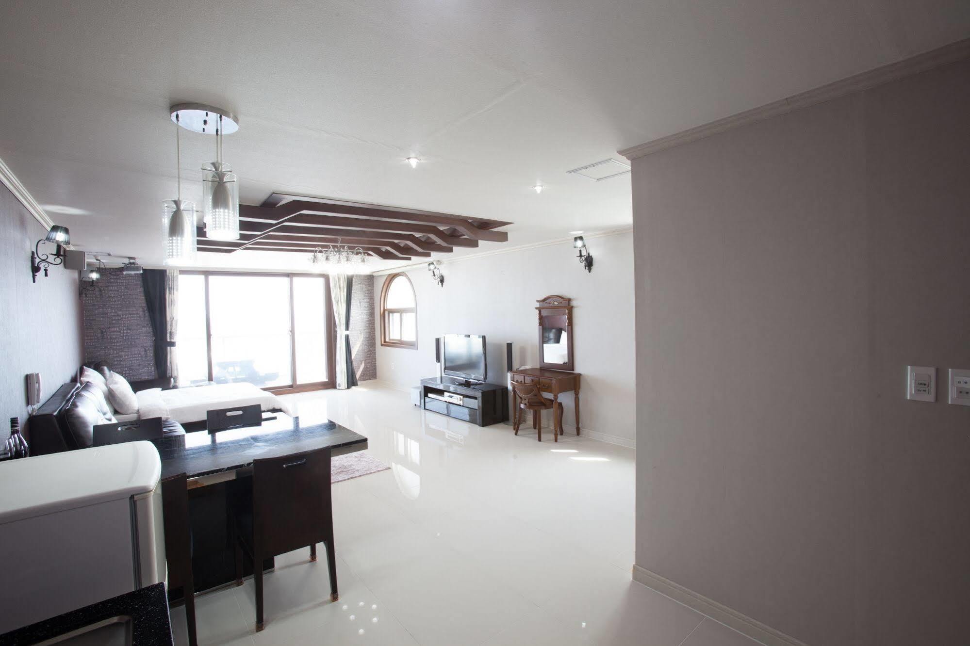 Dream Beach Pension Gangneung Exterior foto